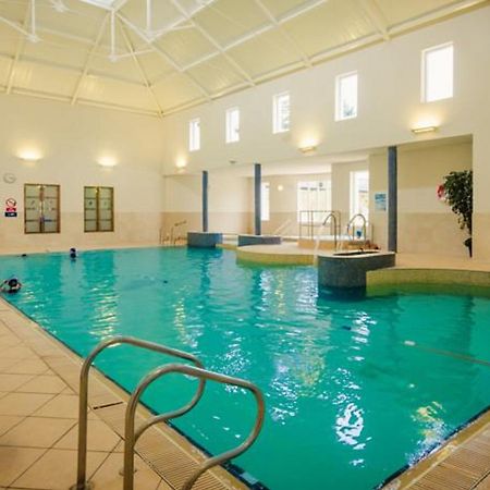 סוורדס Roganstown Hotel & Country Club מראה חיצוני תמונה