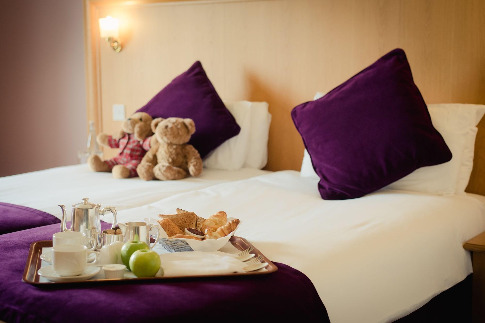 סוורדס Roganstown Hotel & Country Club מראה חיצוני תמונה
