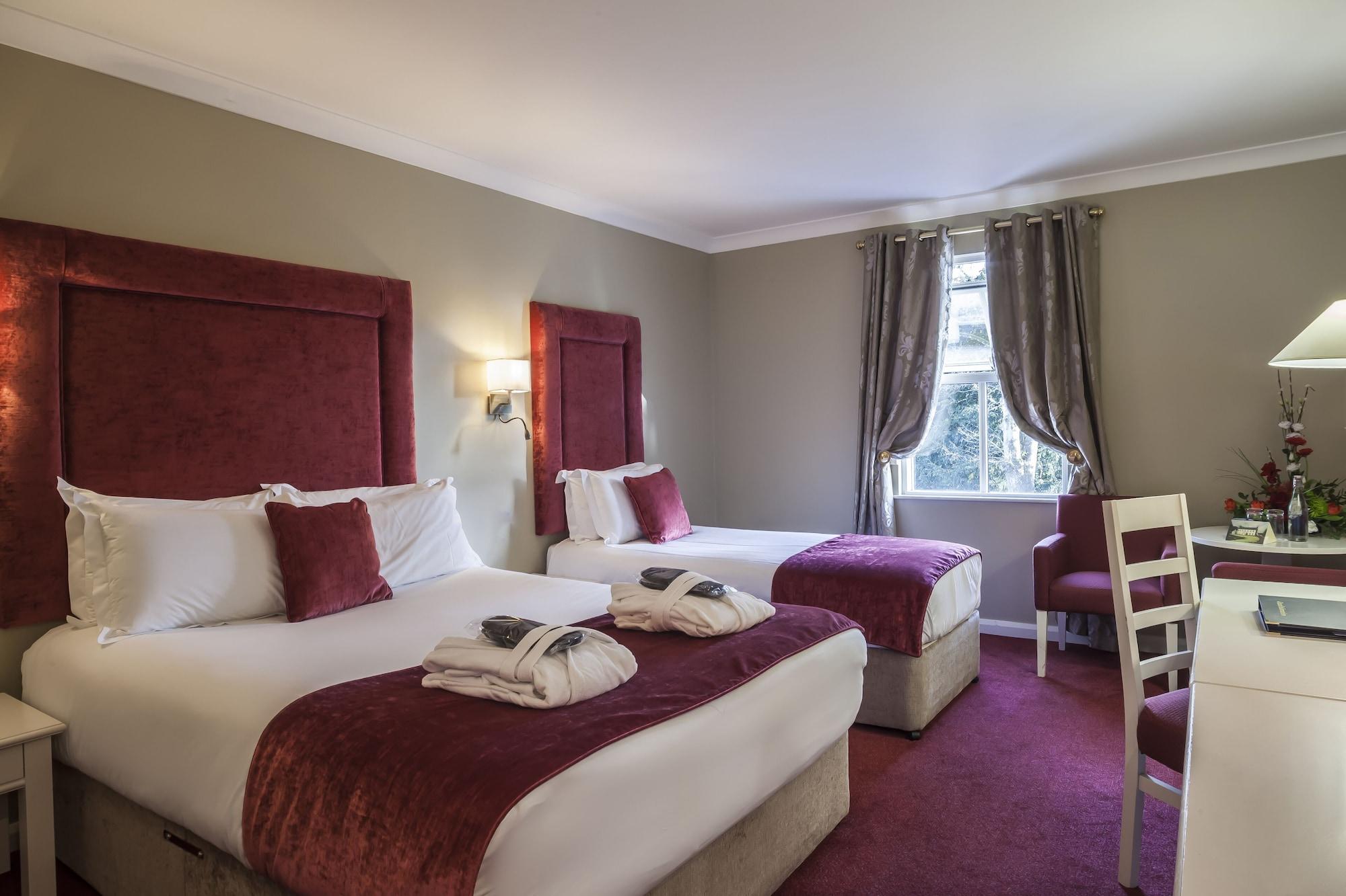 סוורדס Roganstown Hotel & Country Club מראה חיצוני תמונה