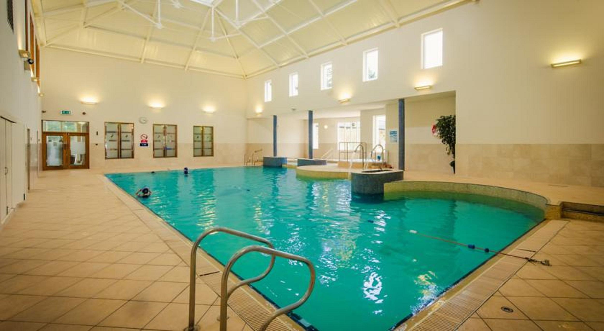 סוורדס Roganstown Hotel & Country Club מראה חיצוני תמונה