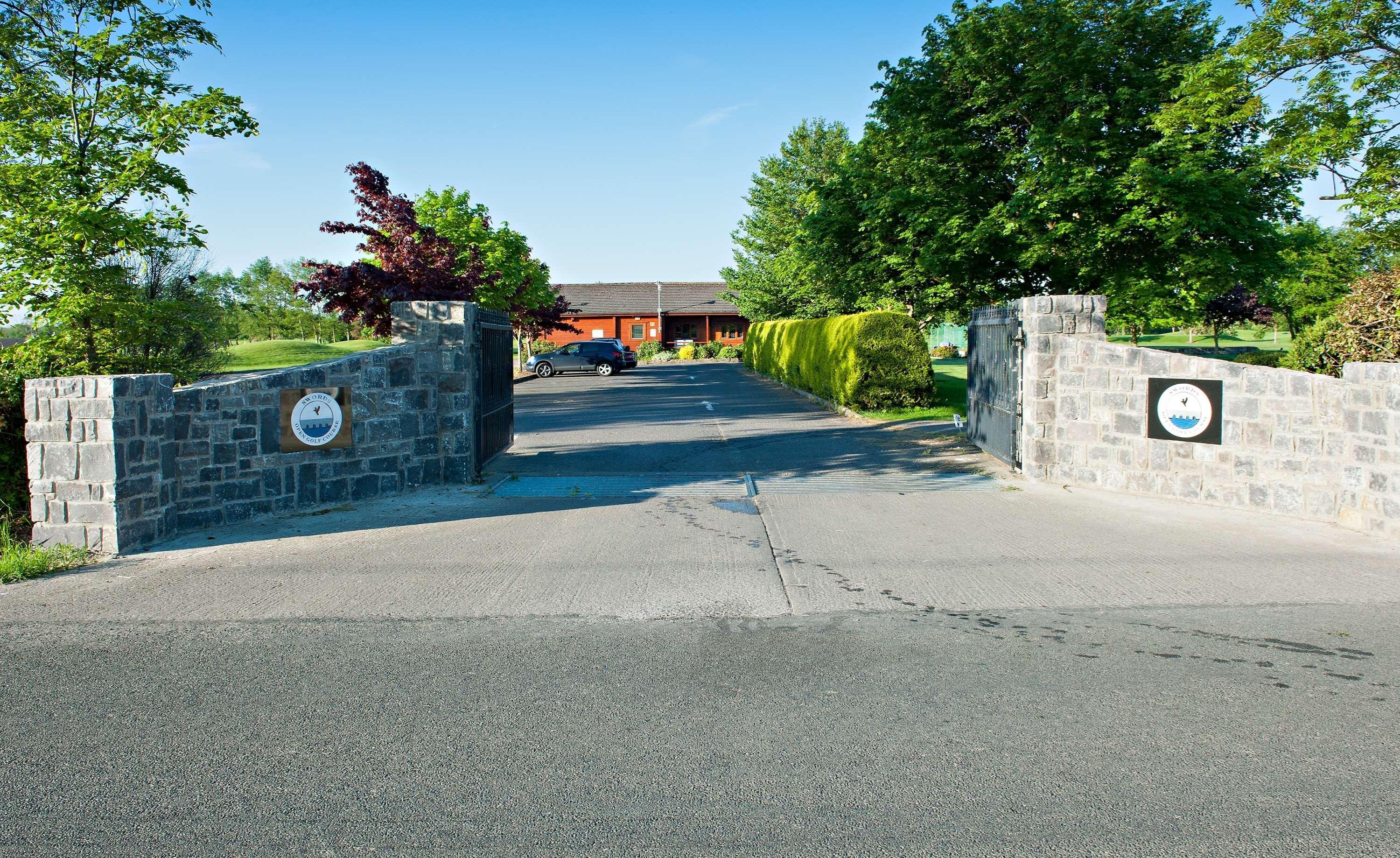 סוורדס Roganstown Hotel & Country Club מראה חיצוני תמונה