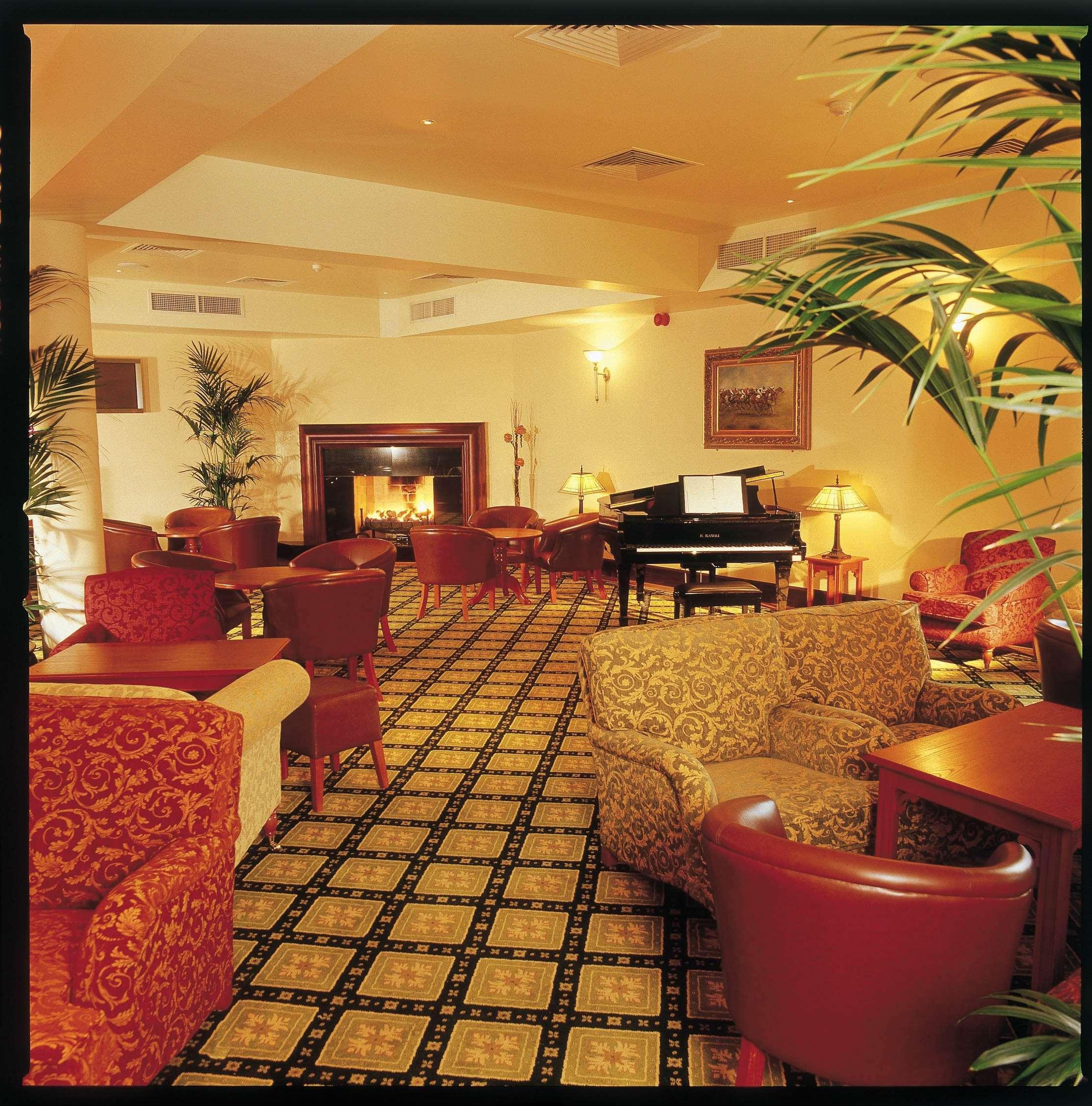 סוורדס Roganstown Hotel & Country Club מראה חיצוני תמונה