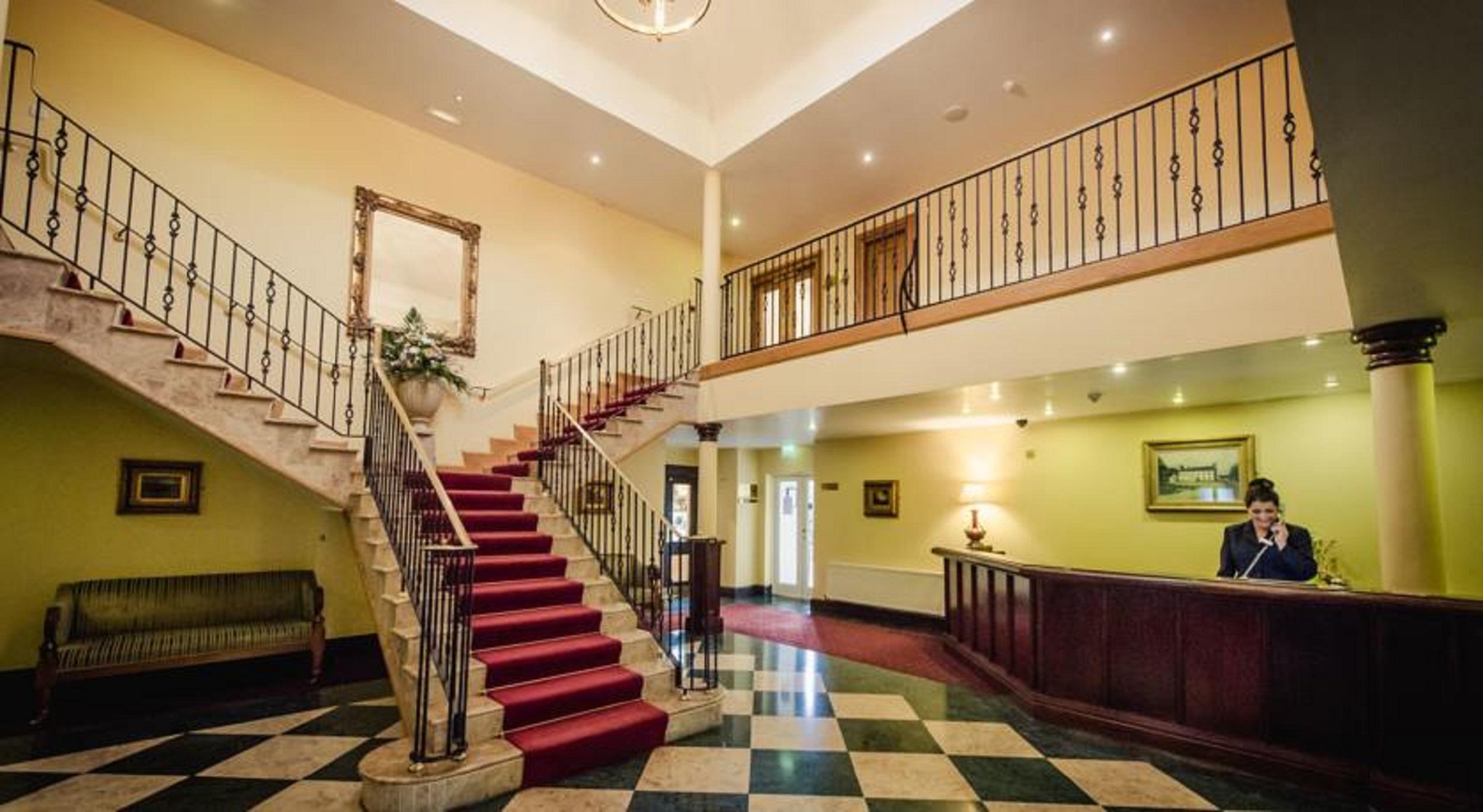 סוורדס Roganstown Hotel & Country Club מראה חיצוני תמונה