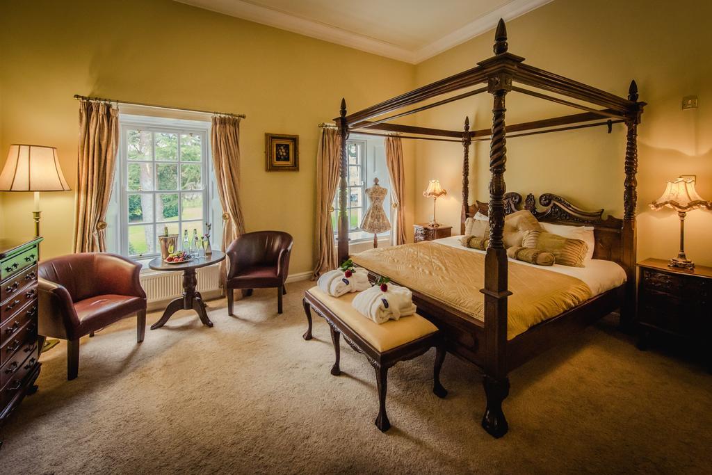 סוורדס Roganstown Hotel & Country Club מראה חיצוני תמונה